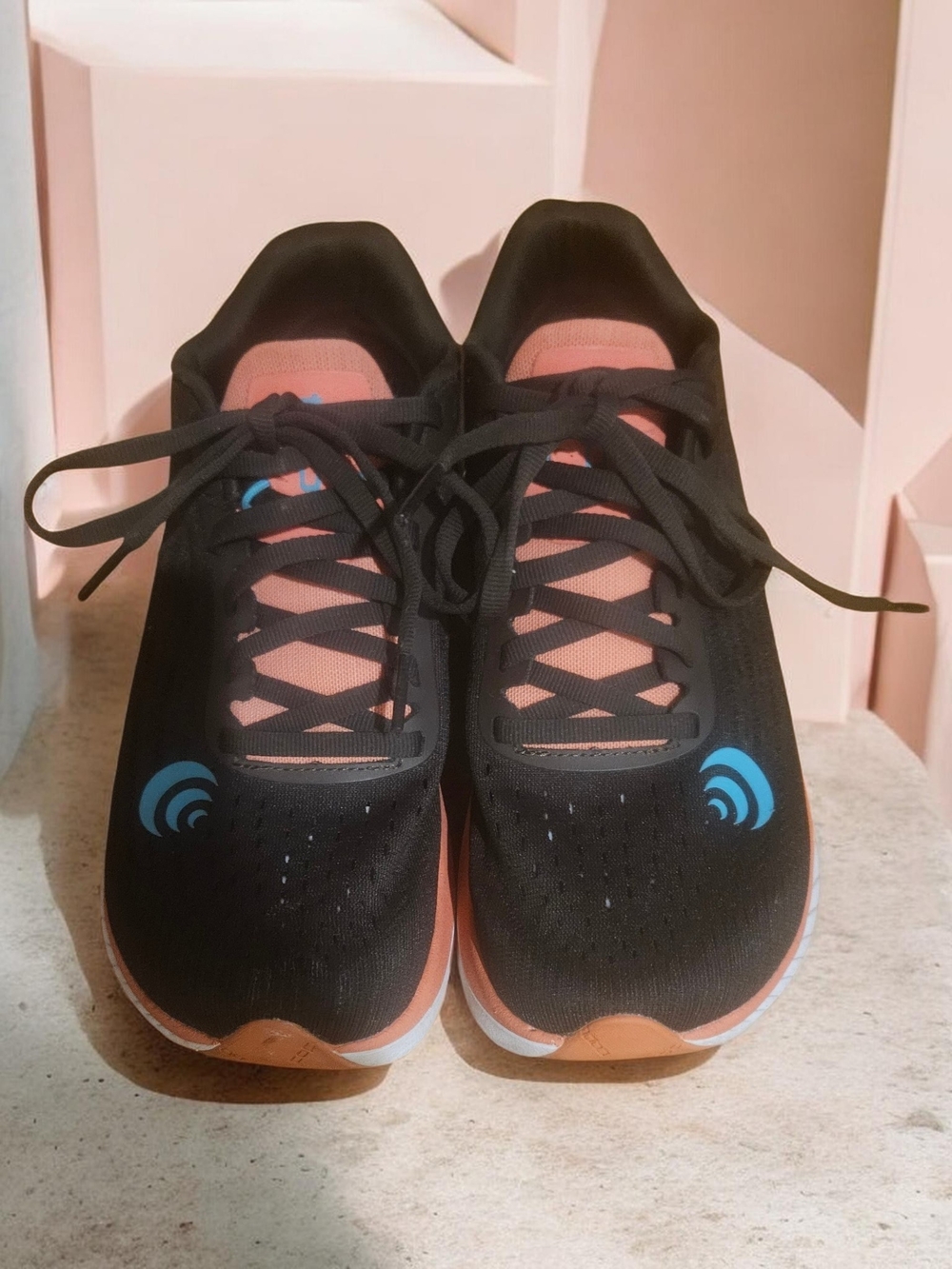 Topo Black Athletic Sneakers with Coral Accents